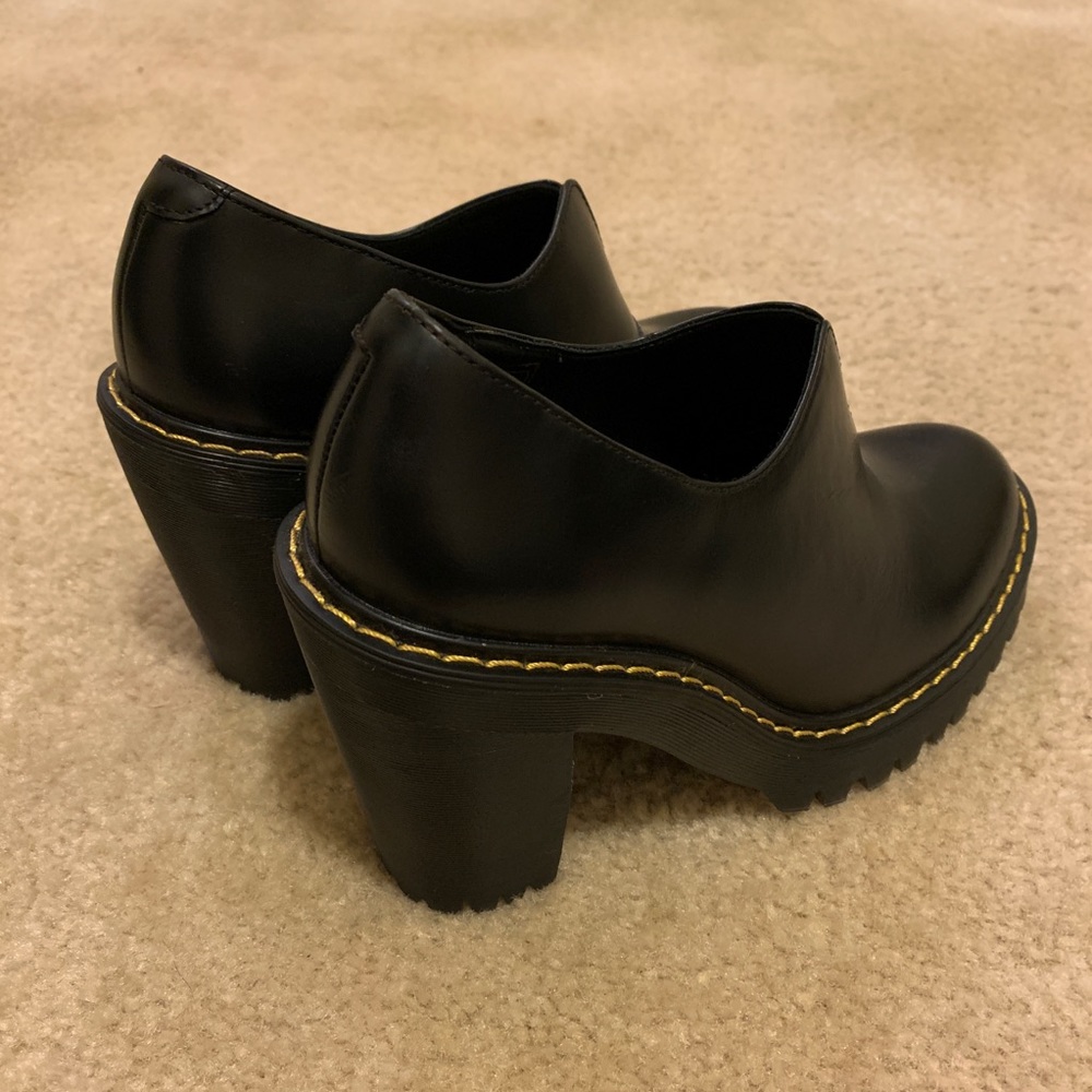 Doc Martens women’s size 5 high heeled boots
